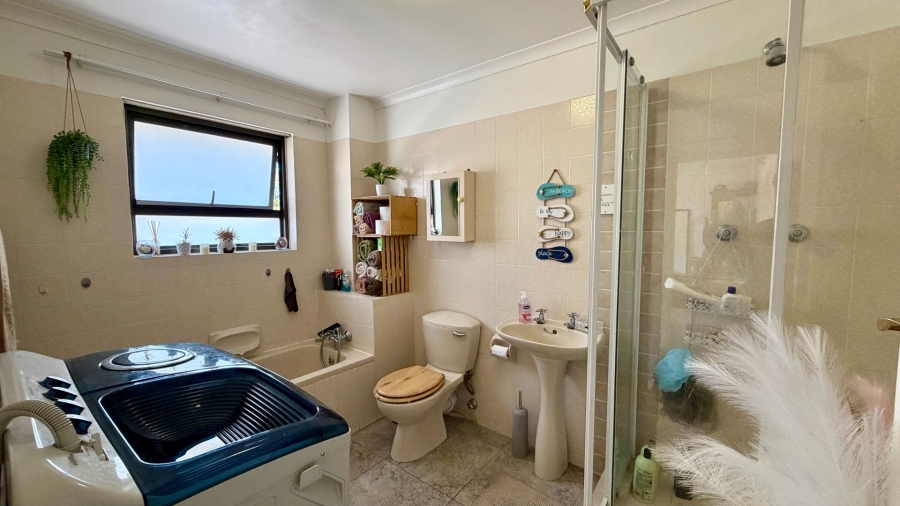 3 Bedroom Property for Sale in Worlds View Western Cape